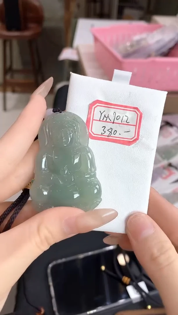 翡翠未镶嵌颈饰YM9012冰绿观音