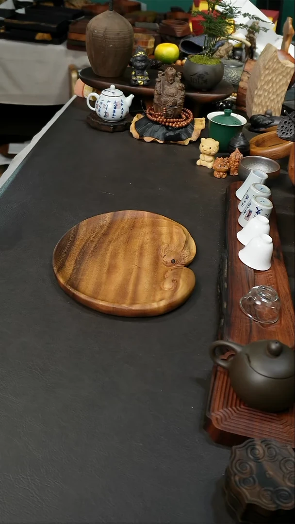 胡桃木爱心鱼果盘