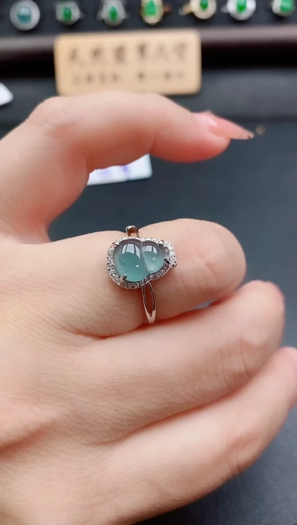 银S925镶嵌戒指翡翠1