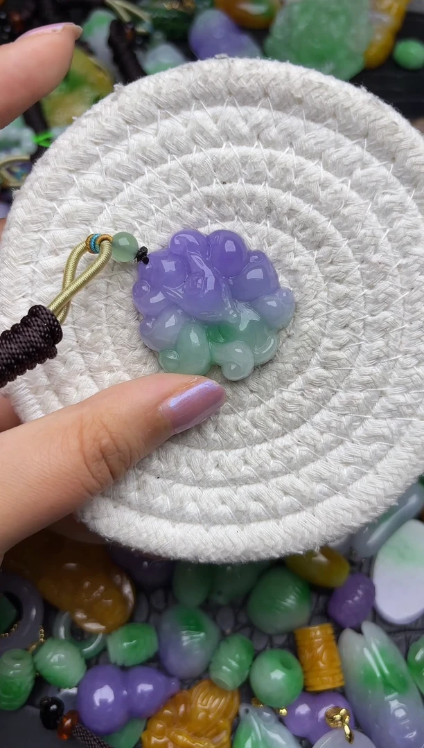 颈饰未镶嵌翡翠缅甸翡翠吊坠