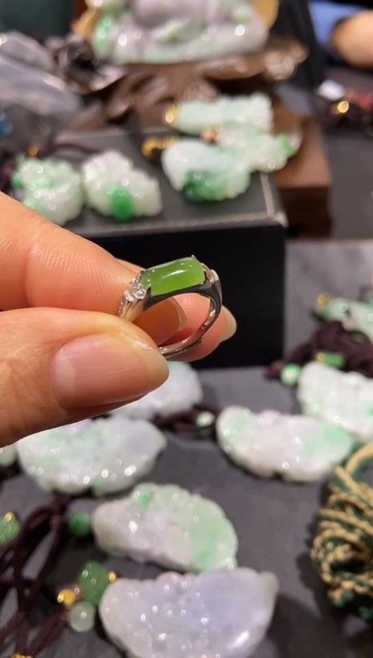 【闪购商品】和田玉（糖玉）戒指未镶嵌戒指