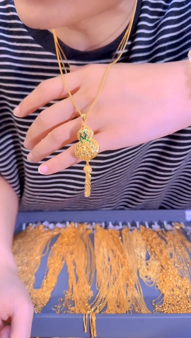 60cm爱心抽拉肖邦链2.72g 流苏葫芦吊坠2.54g（多样性发货）