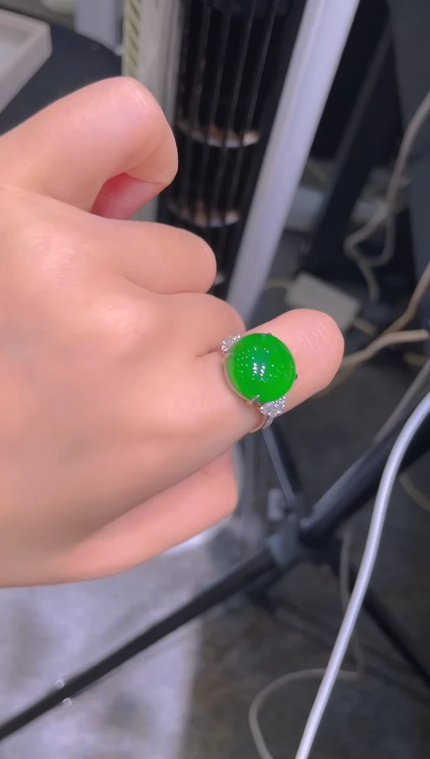 翡翠18K金镶嵌吊坠(不含链)A31