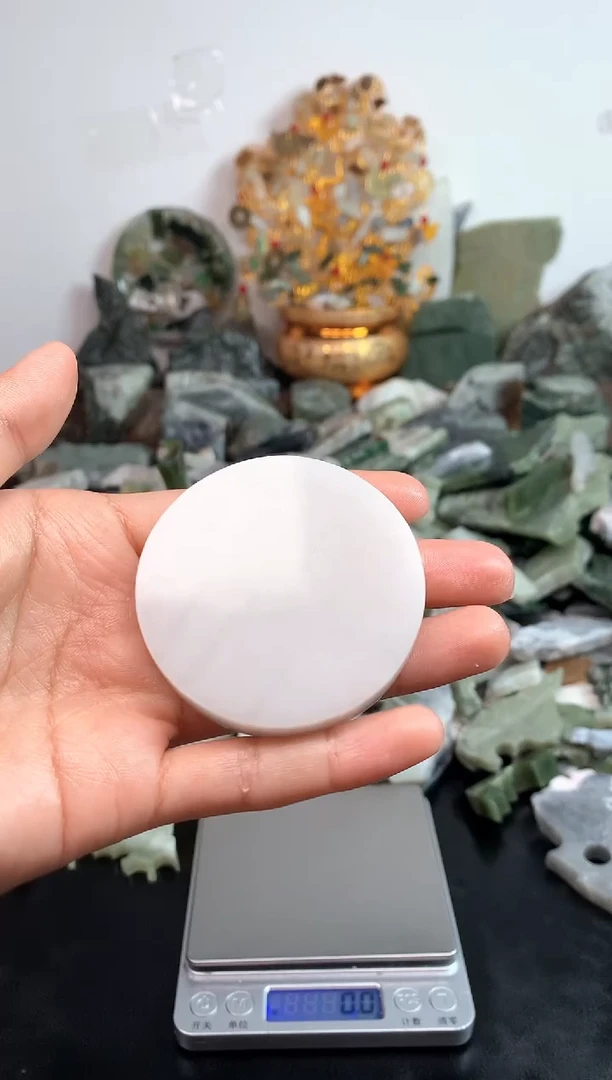 未镶嵌和田玉摆件7