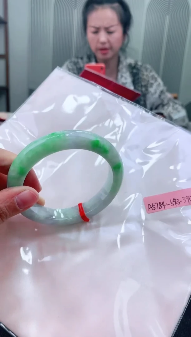 未镶嵌手镯翡翠59