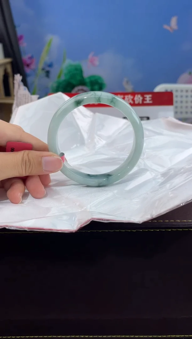 翡翠手镯未镶嵌3翡翠手镯