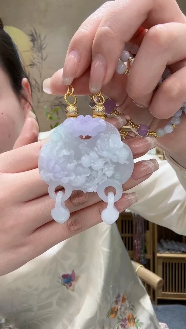【闪购商品】翡翠颈饰未镶嵌吊坠