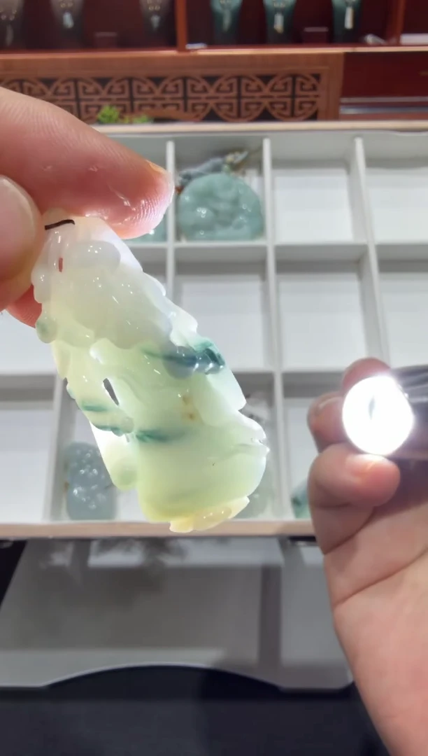 未镶嵌挂件翡翠A货翡翠多样性孤品