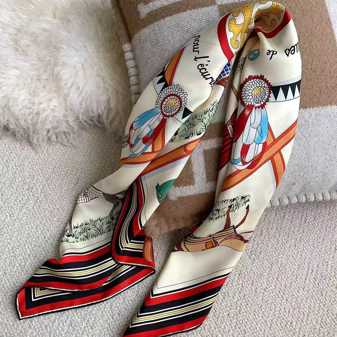 沐芽【骏马的披挂】88尺寸18姆米桑蚕丝斜纹双面经典百搭气质方巾