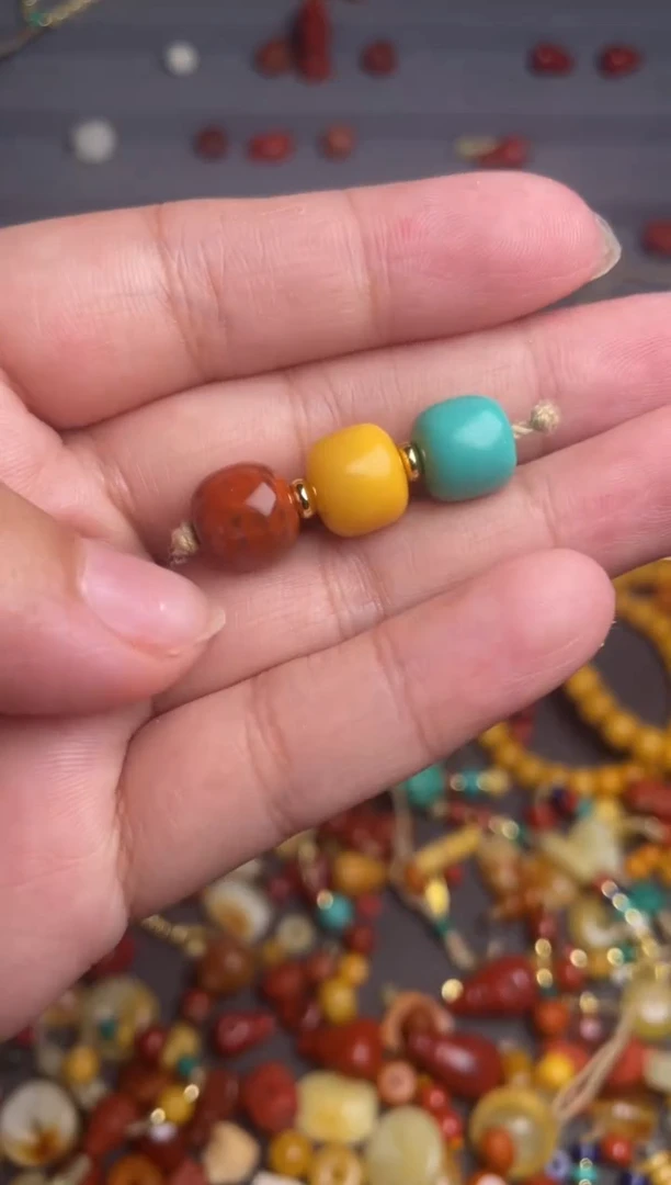 石英质玉多样性发货未镶嵌10红绿灯