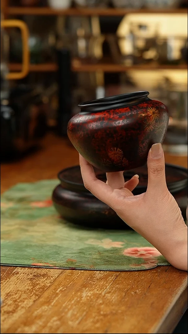 老铁漆器建水/蝉翼纹红金