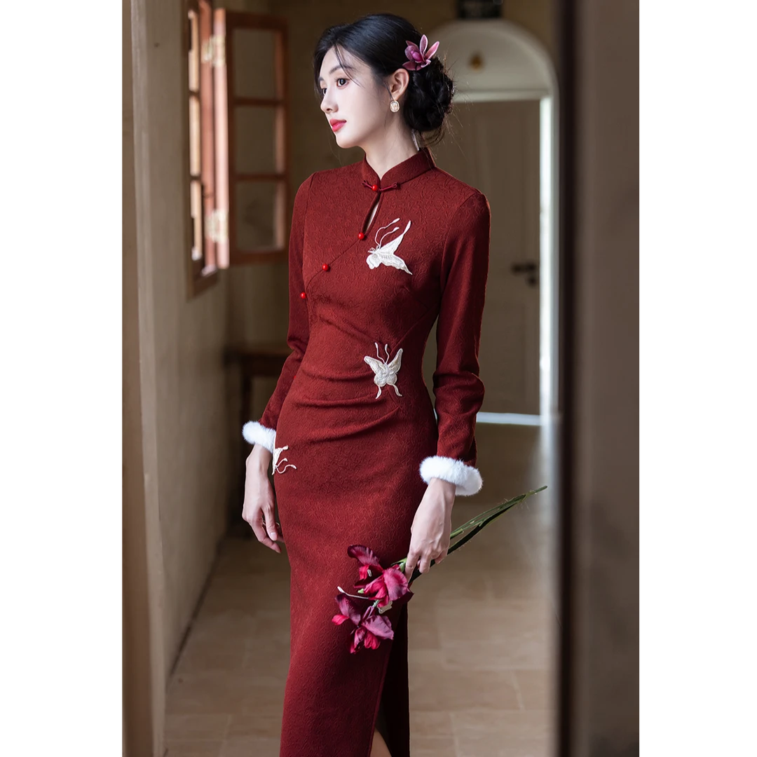 苏故里【蝶舞】冬季新款修身显瘦气质女人味红色米白色旗袍弹力保暖