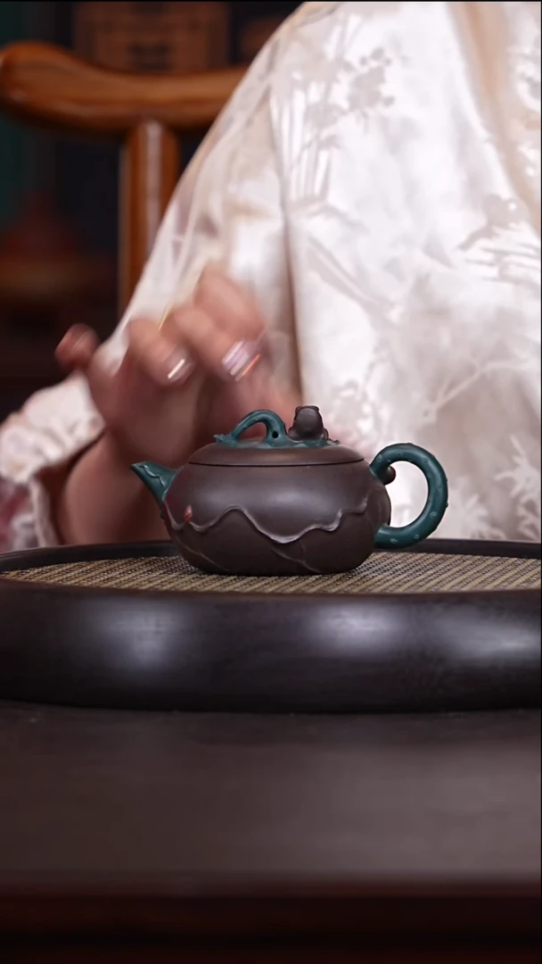 【闪购商品】紫砂茶壶季杏芬7-67景舟紫泥210c