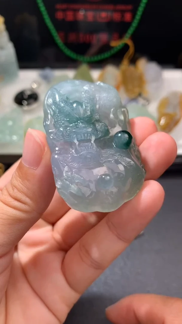 未镶嵌定制翡翠