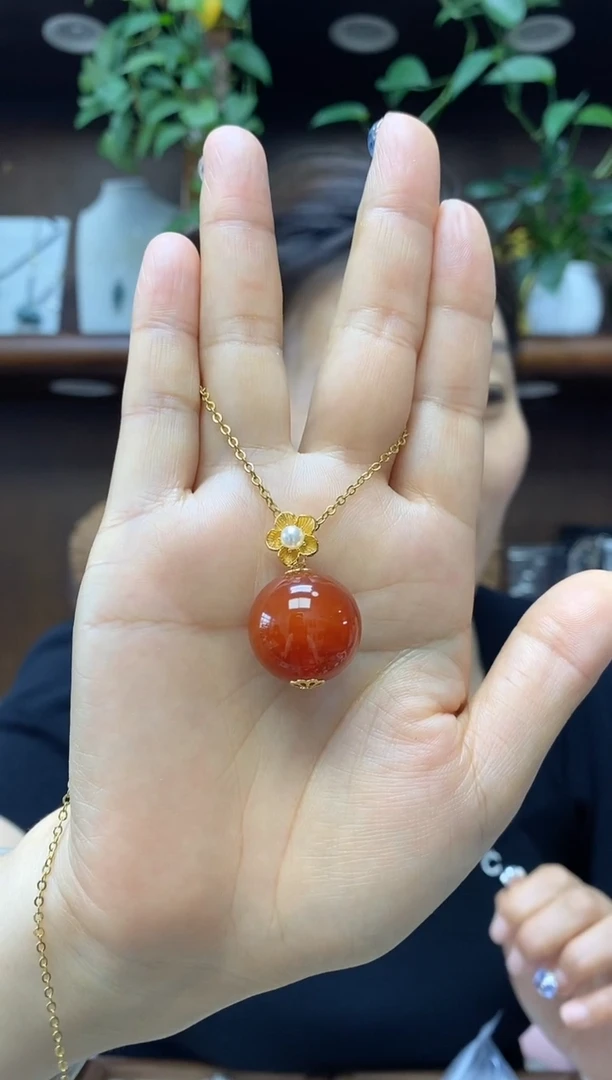 玛瑙/玉髓吊坠未镶嵌多样性发货其中发一不带链子