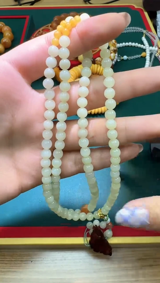 颈饰未镶嵌和田玉多样性发一件 577