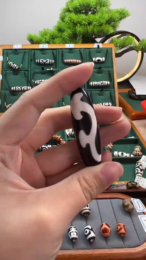 玛瑙/玉髓（覆膜）颈饰未镶嵌92.（微瑕随机发货）