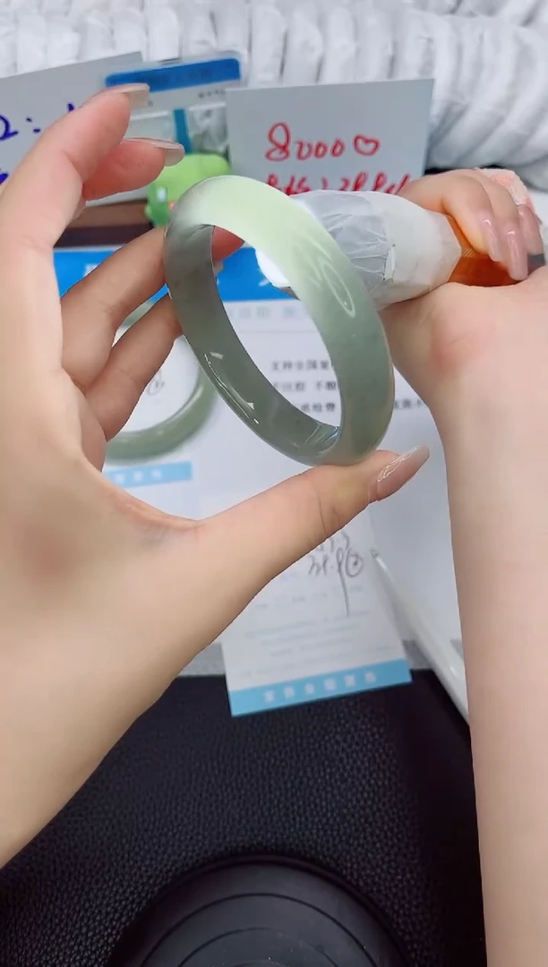 石英质玉手镯未镶嵌a40-57.3