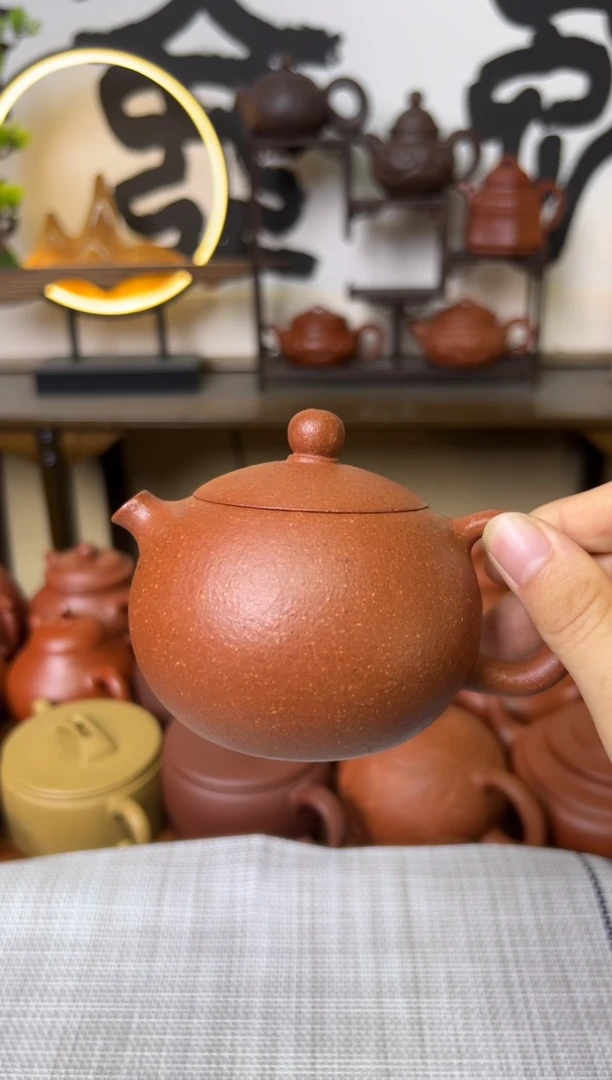 茶壶段泥黄降坡西施壶200CC
