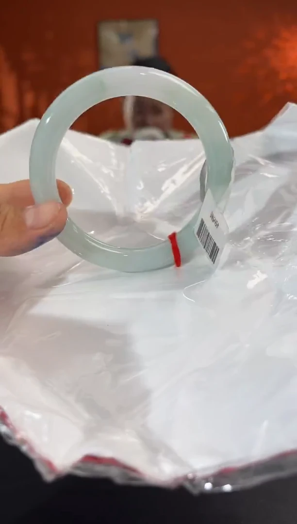 未镶嵌手镯翡翠1 56