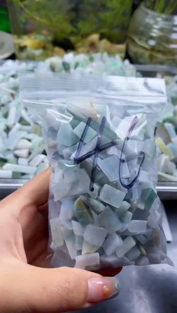 配石翡翠天然翡翠小号500克46