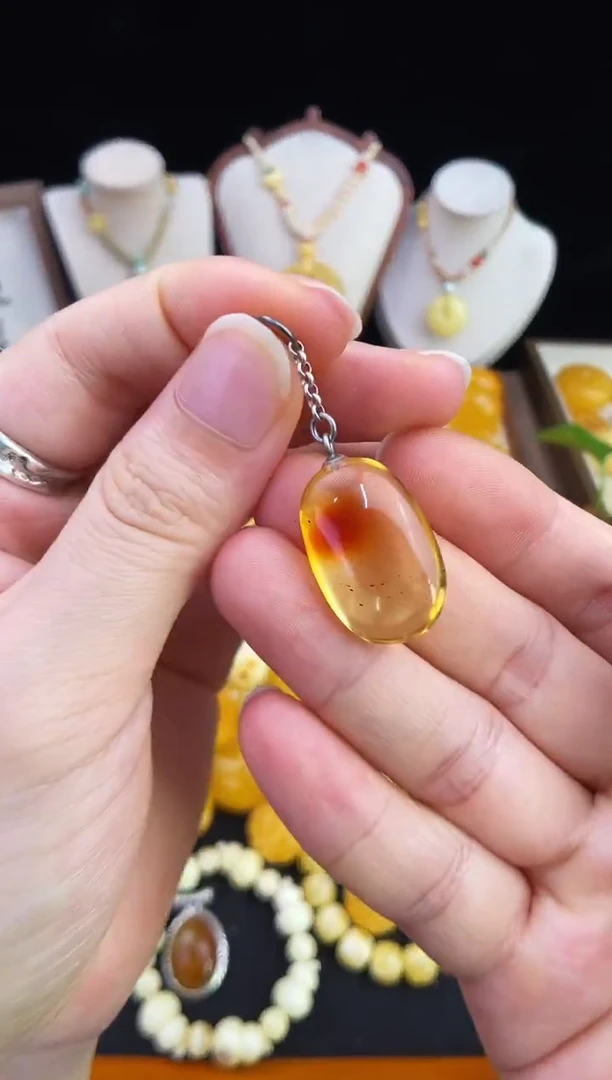 琥珀未镶嵌珠宝奇石柒月