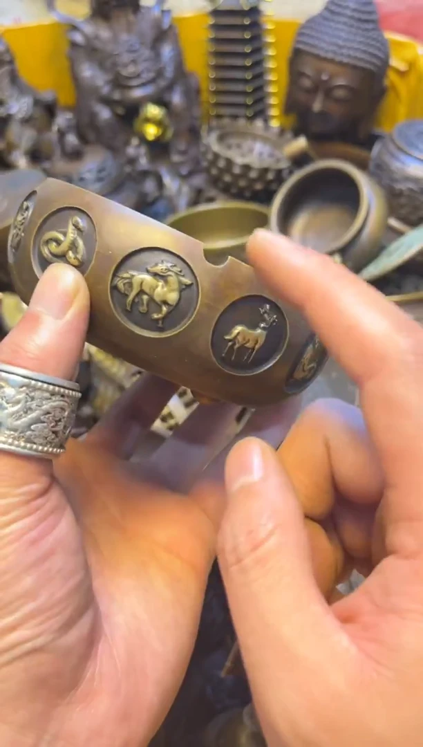 精美铜器，点击下单