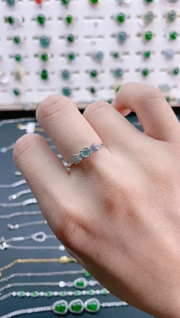 【闪购商品】翡翠戒指银S925镶嵌天然翡翠