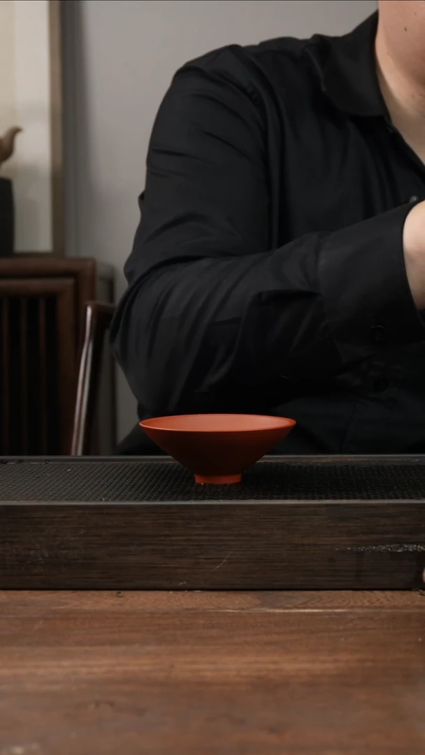 茶杯紫砂朱泥新款斗笠杯 ！