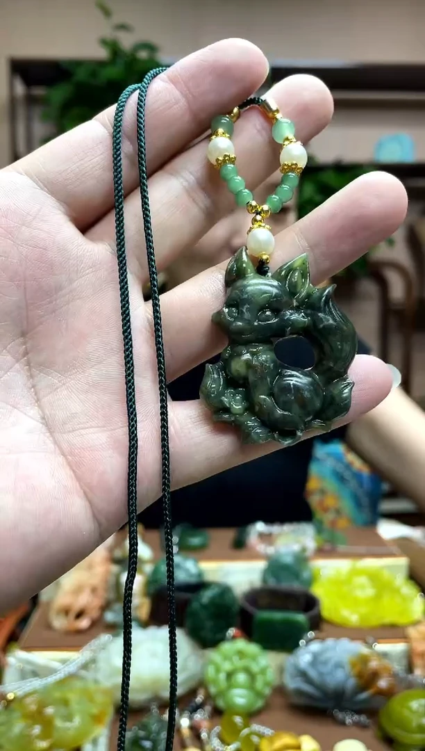 未镶嵌岫玉吊坠·6