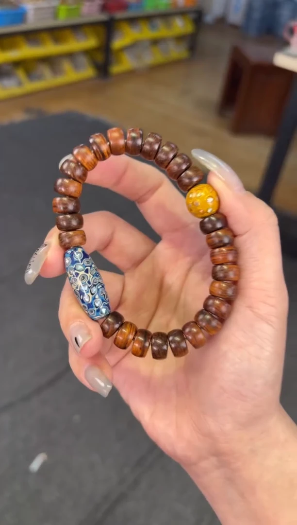 【闪购商品】黄花梨/降香黄檀手串/手链海南黄花梨碧云