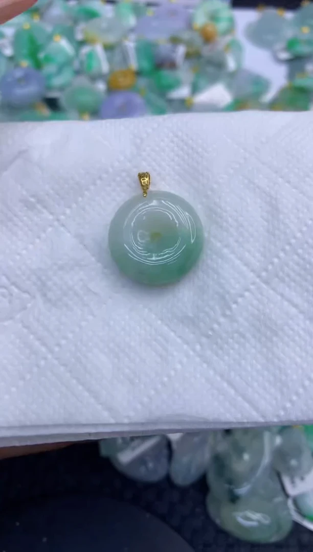 颈饰未镶嵌翡翠天然缅甸A货翡翠