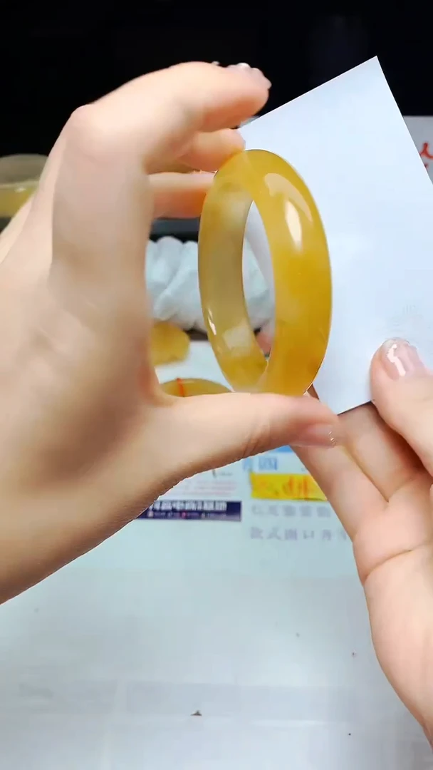 石英质玉手镯未镶嵌34-5657