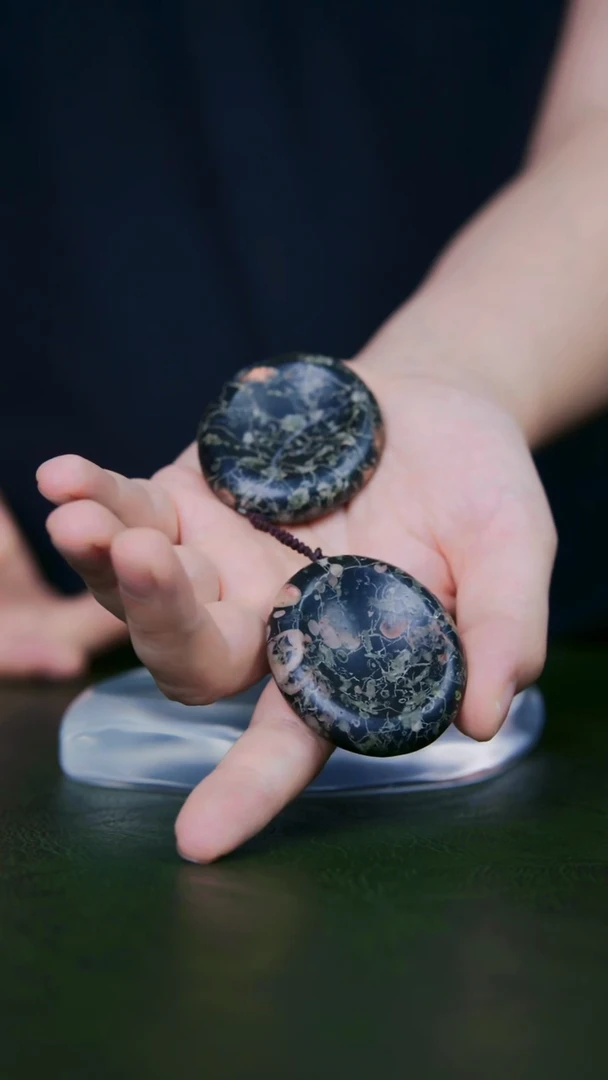 老师手工作品，梅花玉一物一拍