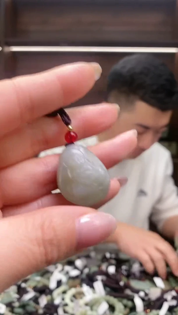 【闪购商品】和田玉颈饰未镶嵌多样性发货，拍一发一