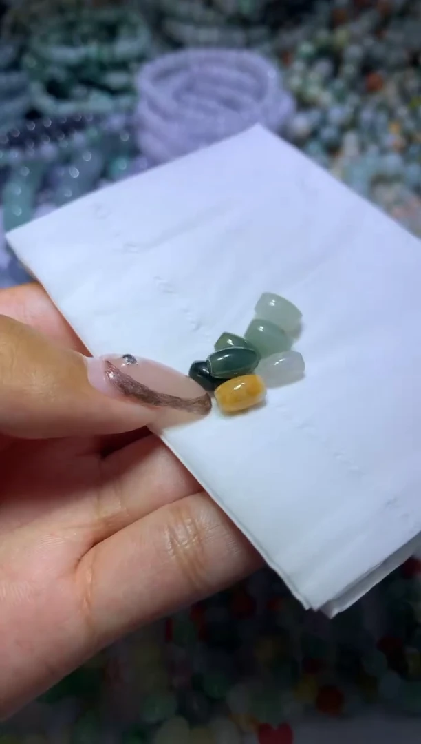 翡翠挂件未镶嵌MJX047871