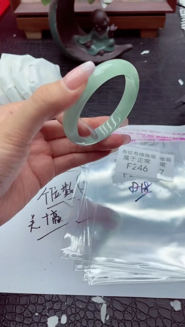 F246所见即所得！姐姐们速度去冲！！！