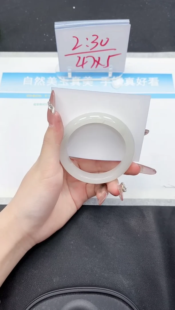 【闪购商品】石英质玉手镯未镶嵌309-57