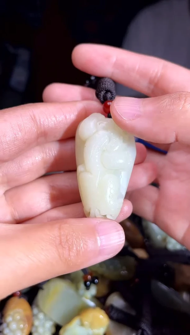 和田玉未镶嵌挂件1