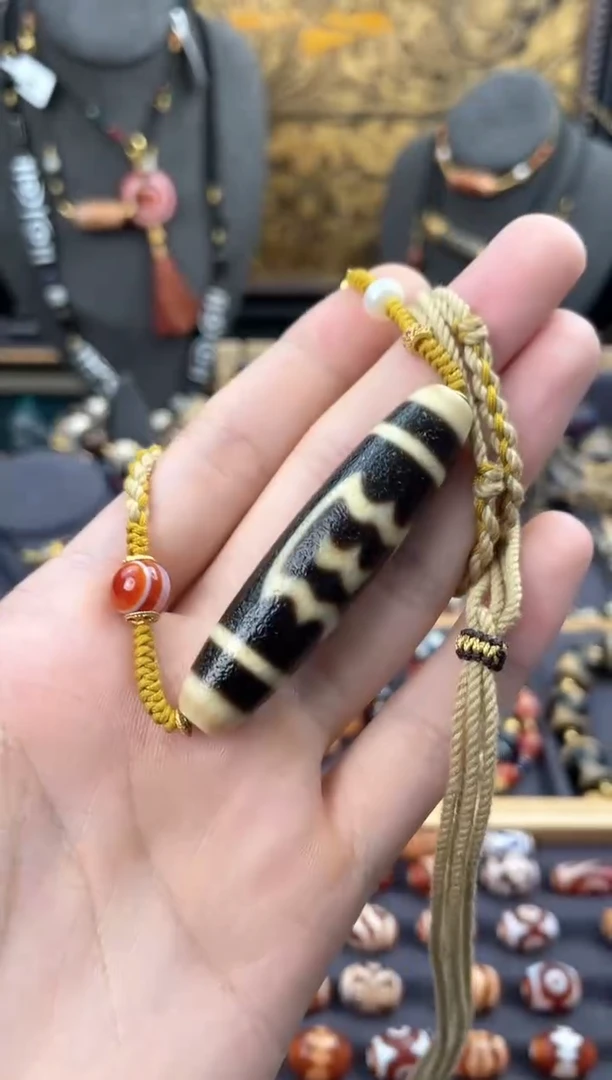 【闪购商品】玛瑙/玉髓颈饰未镶嵌美泓高品牙黄大鹏锁骨链