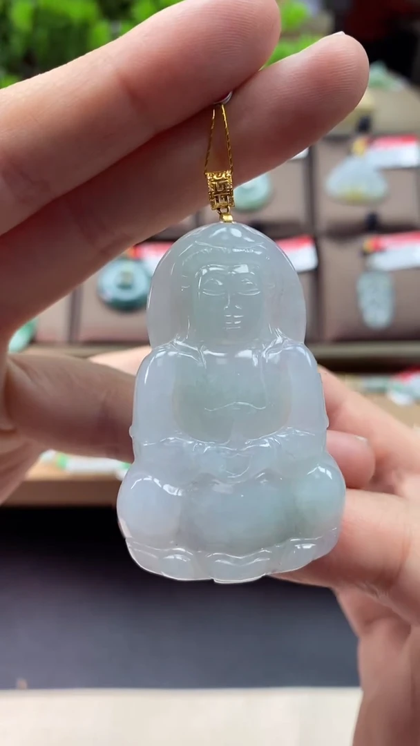【闪购商品】翡翠颈饰18K金镶嵌观音