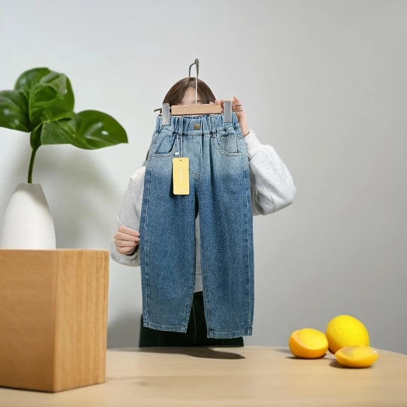 儿童春秋后袋贴标牛仔裤89