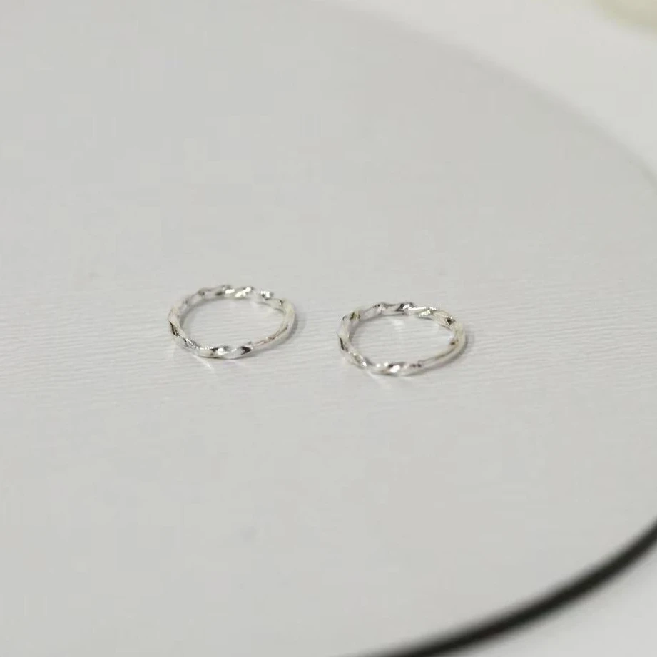 足银耳饰 足银百搭简约气质莫比乌斯耳扣小耳圈