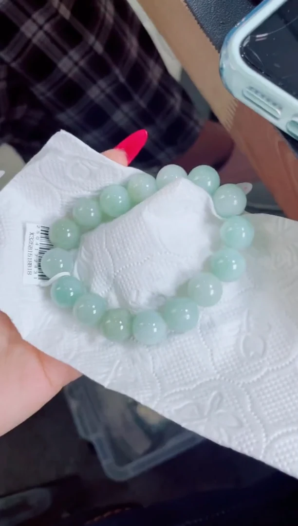 定制翡翠未镶嵌珠串