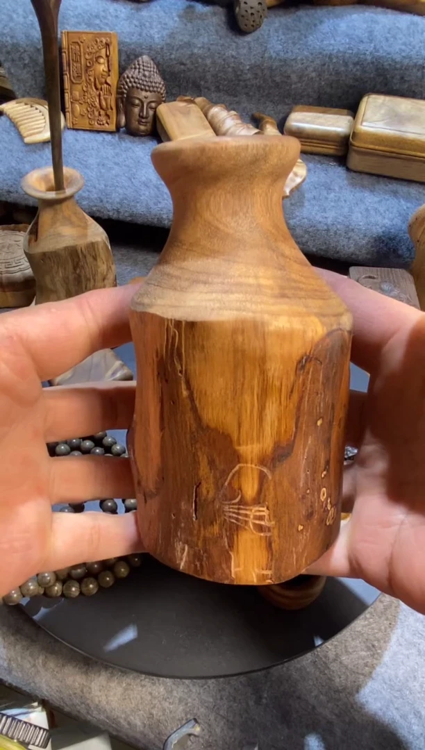 小叶金丝楠木   花瓶