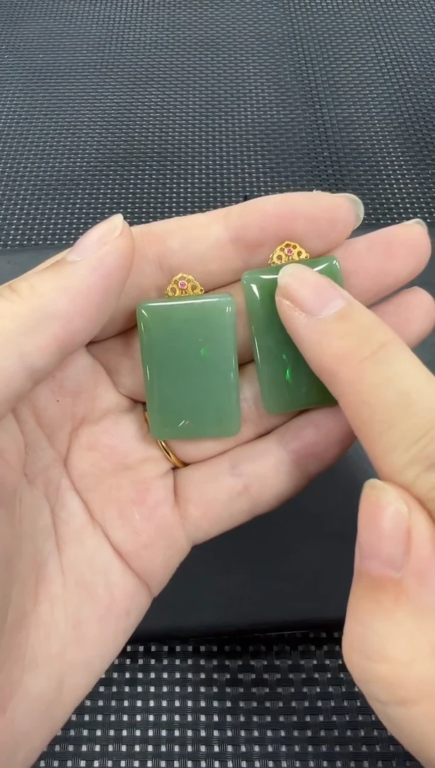 和田玉18K金镶嵌颈饰（多样性发一件）