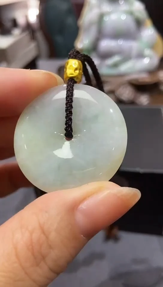 颈饰未镶嵌翡翠S***y吊坠