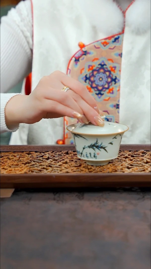 11留器茶斋高货瓷器@@YG0719