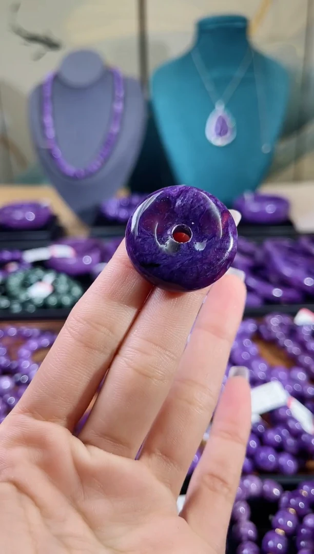 【闪购商品】查罗石（紫龙晶）平安扣未镶嵌.