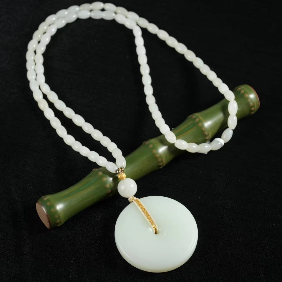 【老掌柜讲珠宝】和田玉白玉平安扣项链 M010506